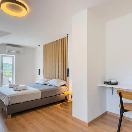 Konukevi In With Sea View, Balcony, Air Conditioning, Wifi 4249-6