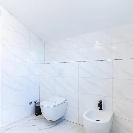 In With Sea View, Balcony, Air Conditioning, Wifi 4249-6